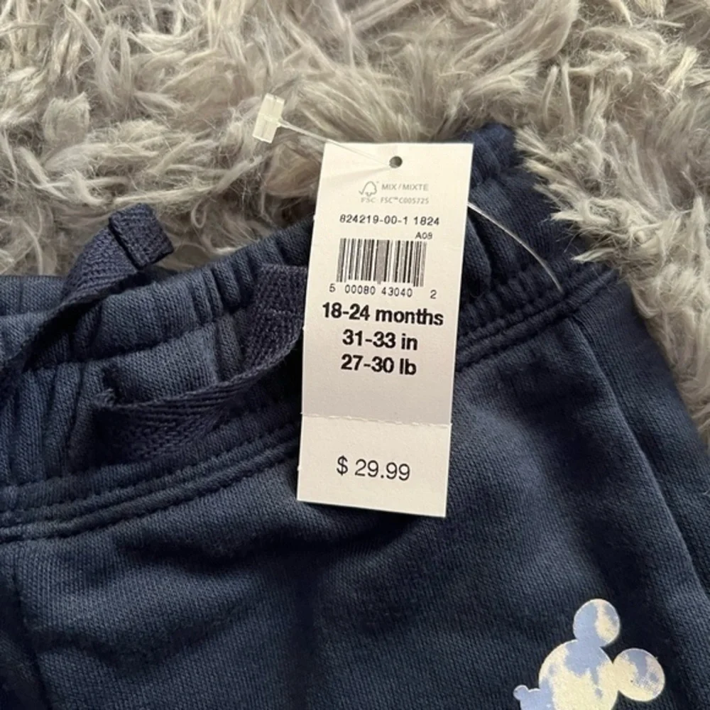 Gap Disney shorts